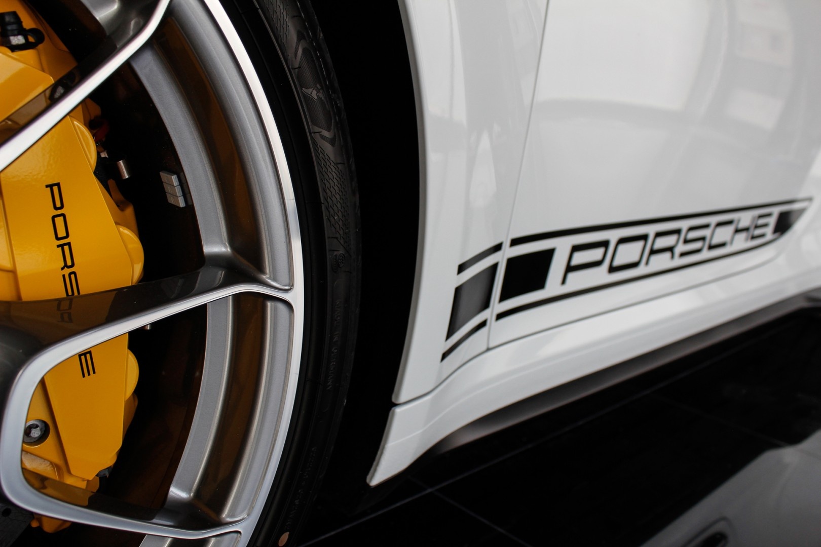 Porsche 911 992 Turbo S 2021