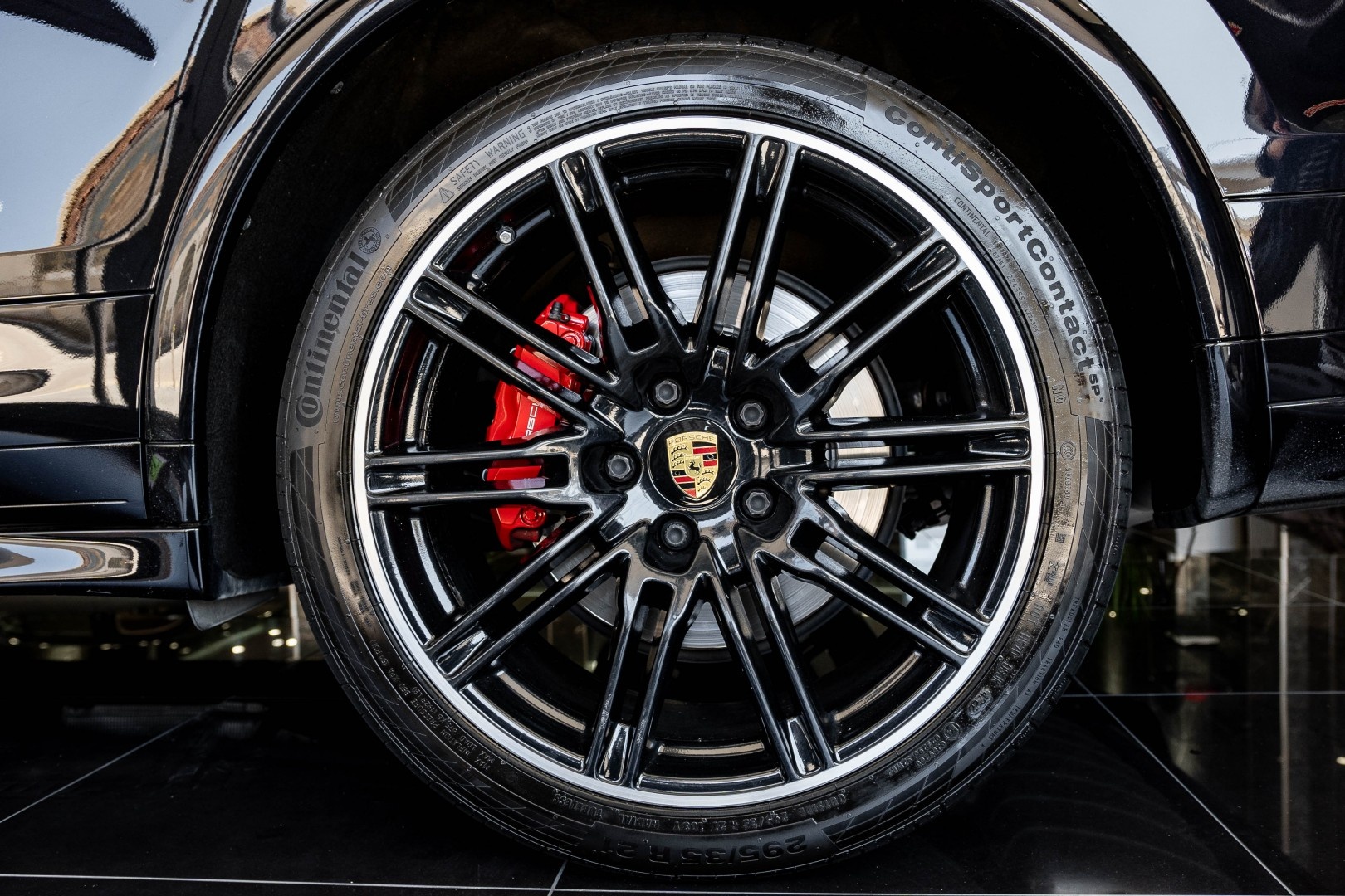 Porsche Cayenne GTS 2016