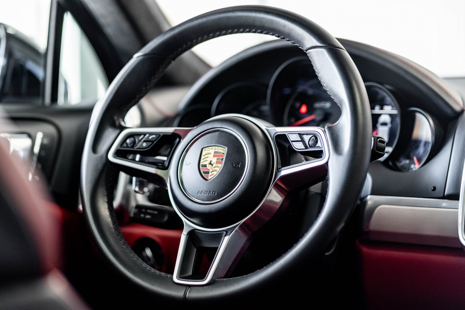Porsche Cayenne GTS 2016
