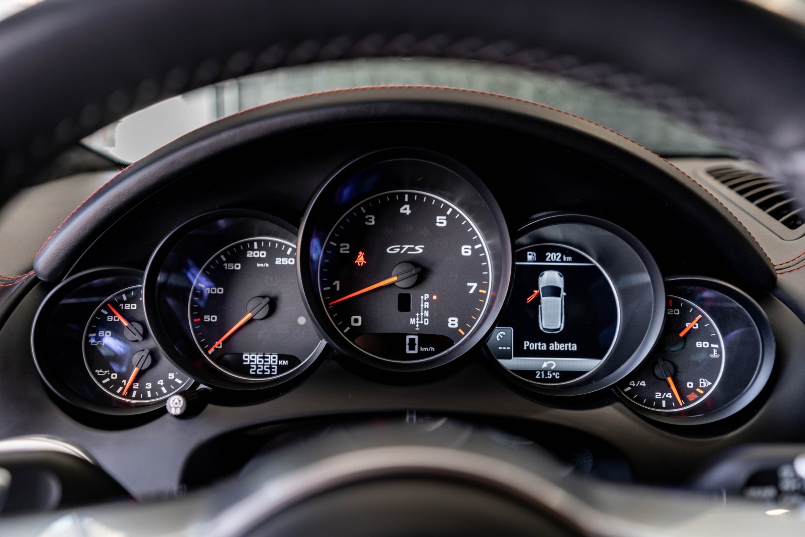 Porsche Cayenne GTS 2016