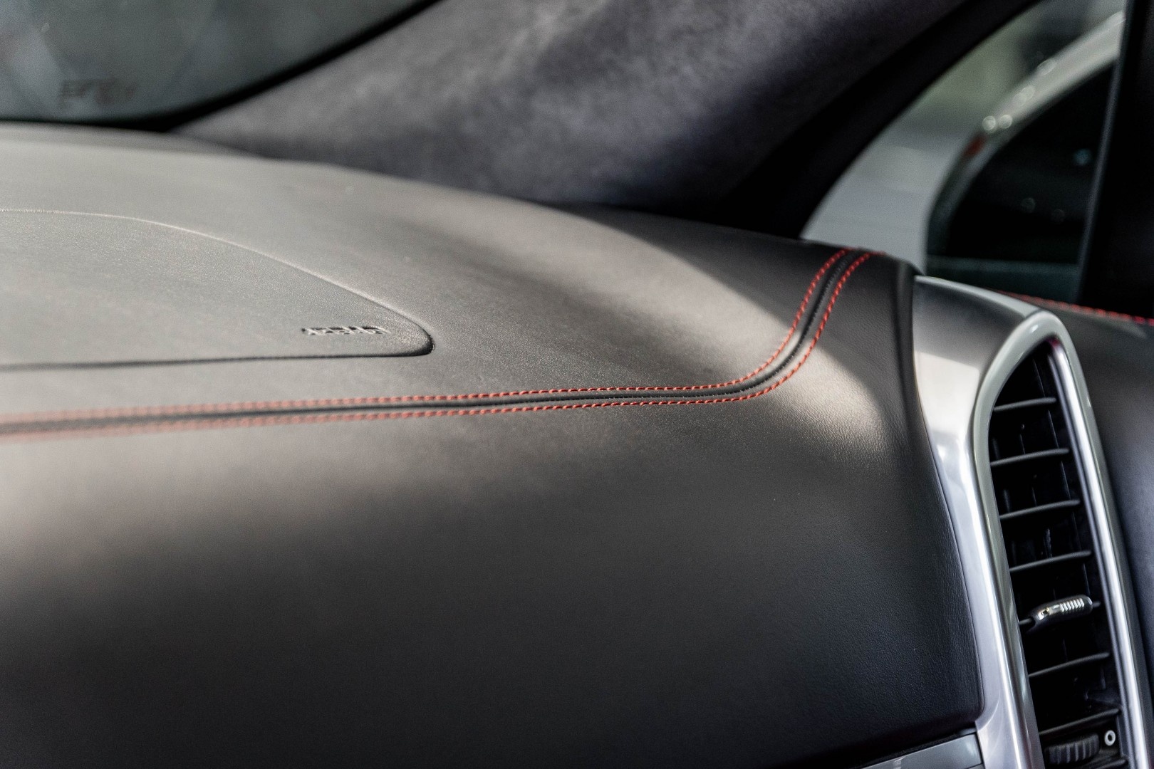 Porsche Cayenne GTS 2016