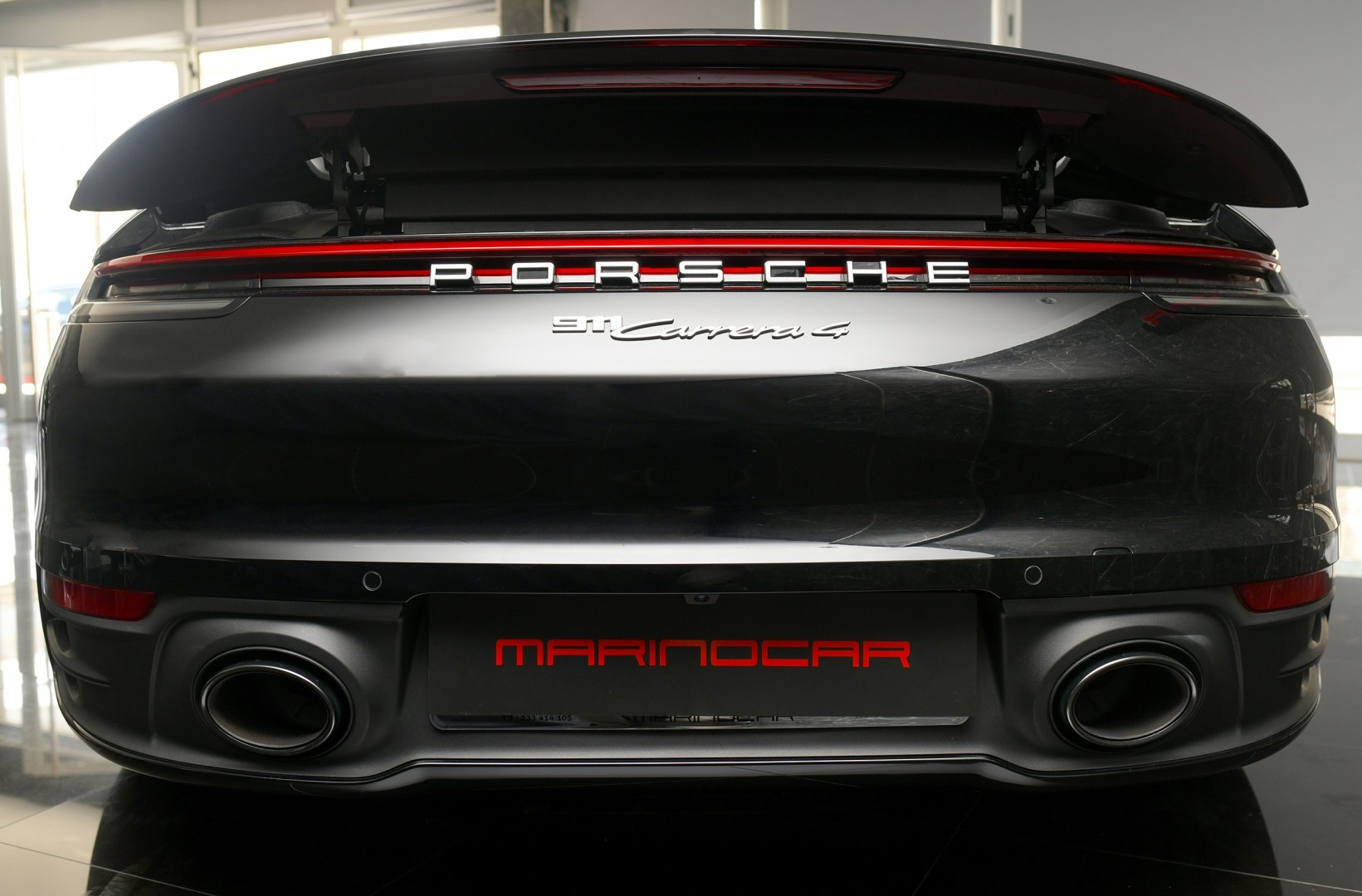 Porsche 911 992 Carrera 4 2021