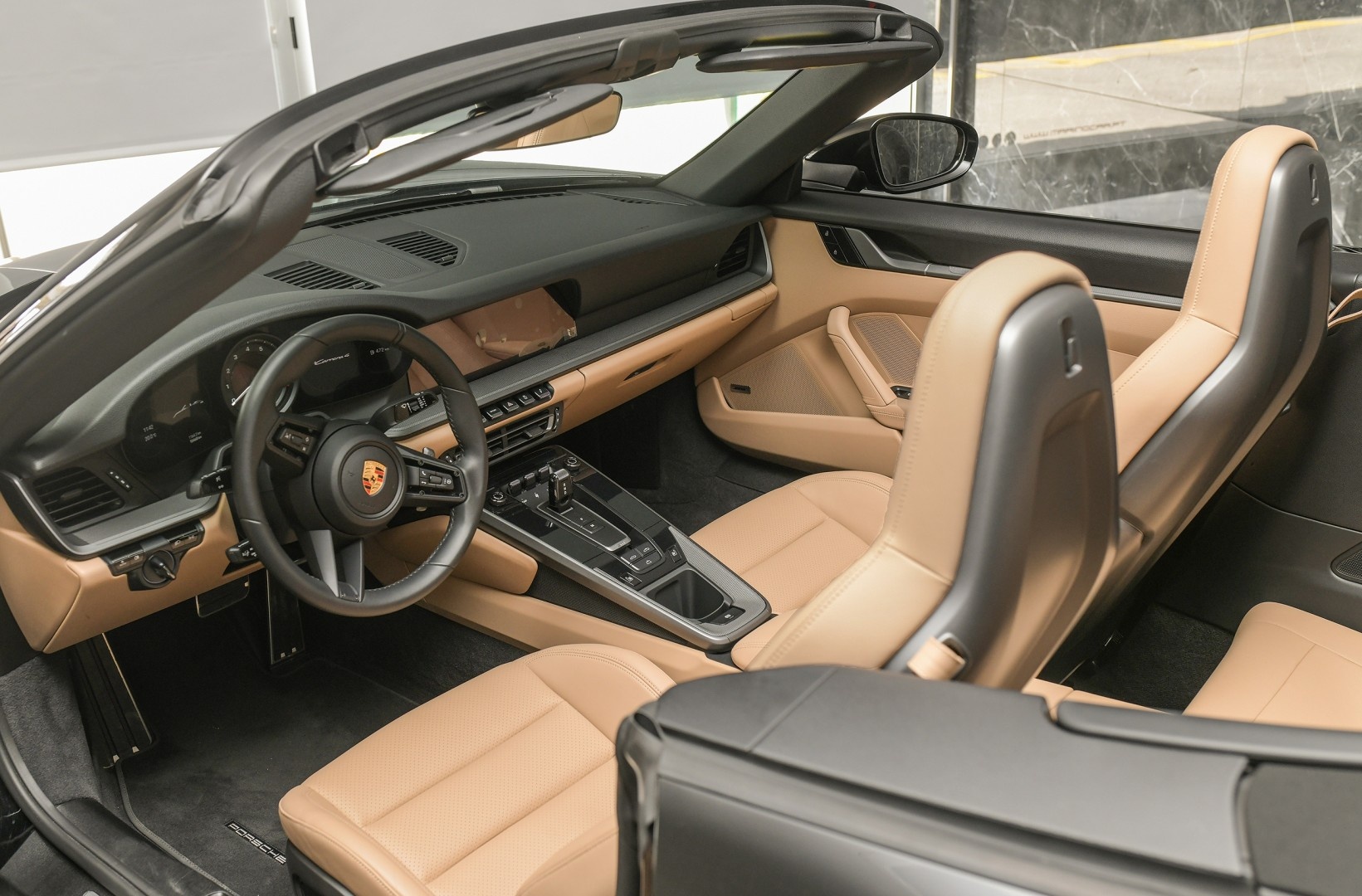 Porsche 911 992 Carrera 4 2021