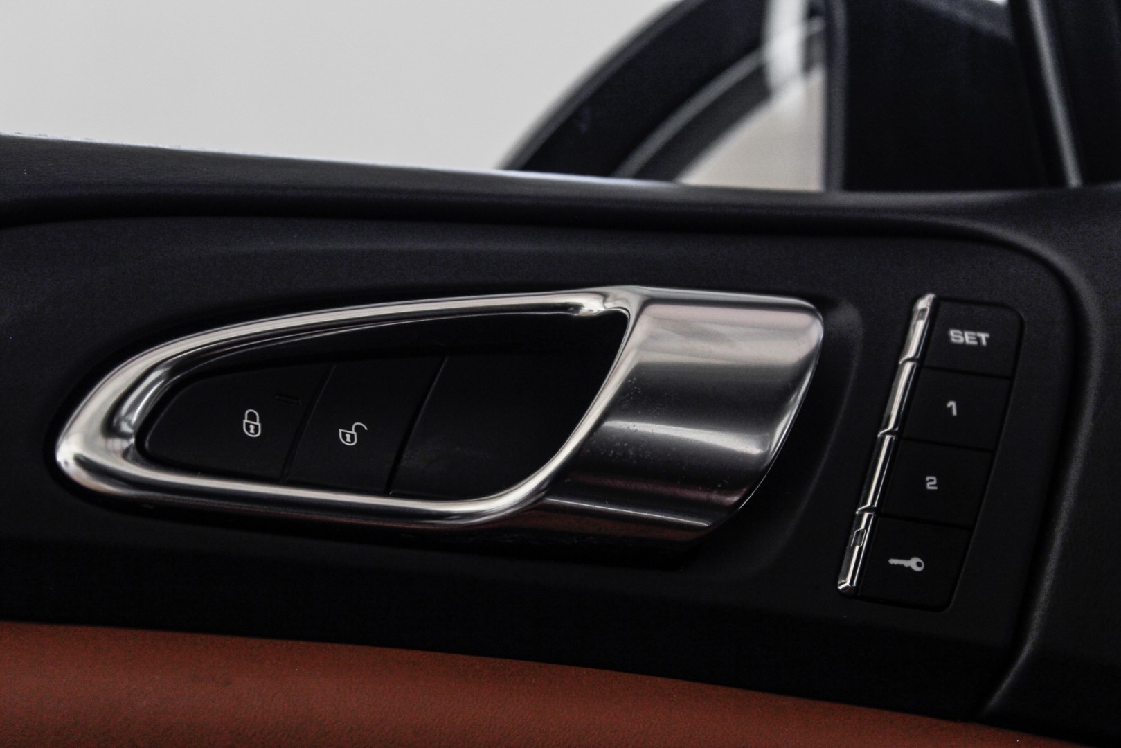 Porsche Cayenne S e-Hybrid Platinum Edition 2016