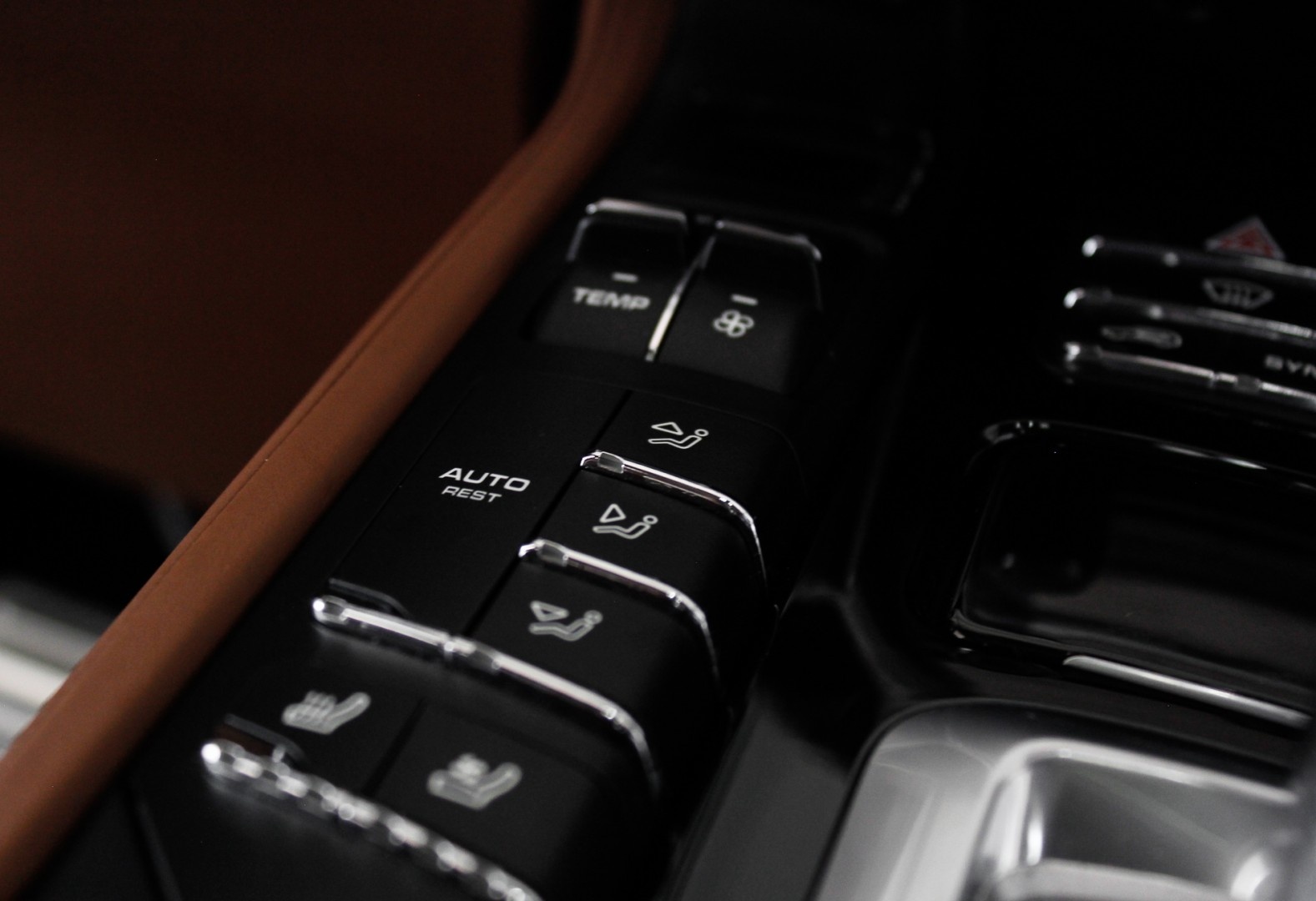 Porsche Cayenne S e-Hybrid Platinum Edition 2016