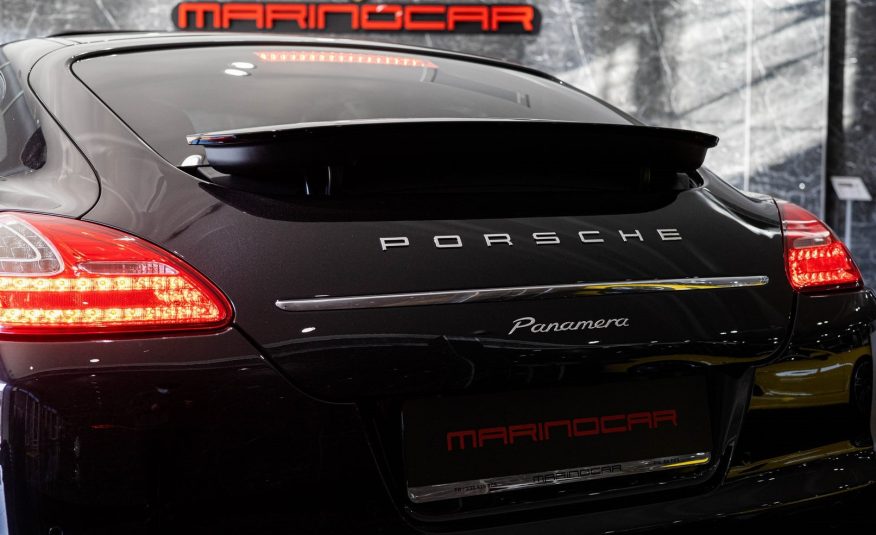 Porsche Panamera Diesel 2011