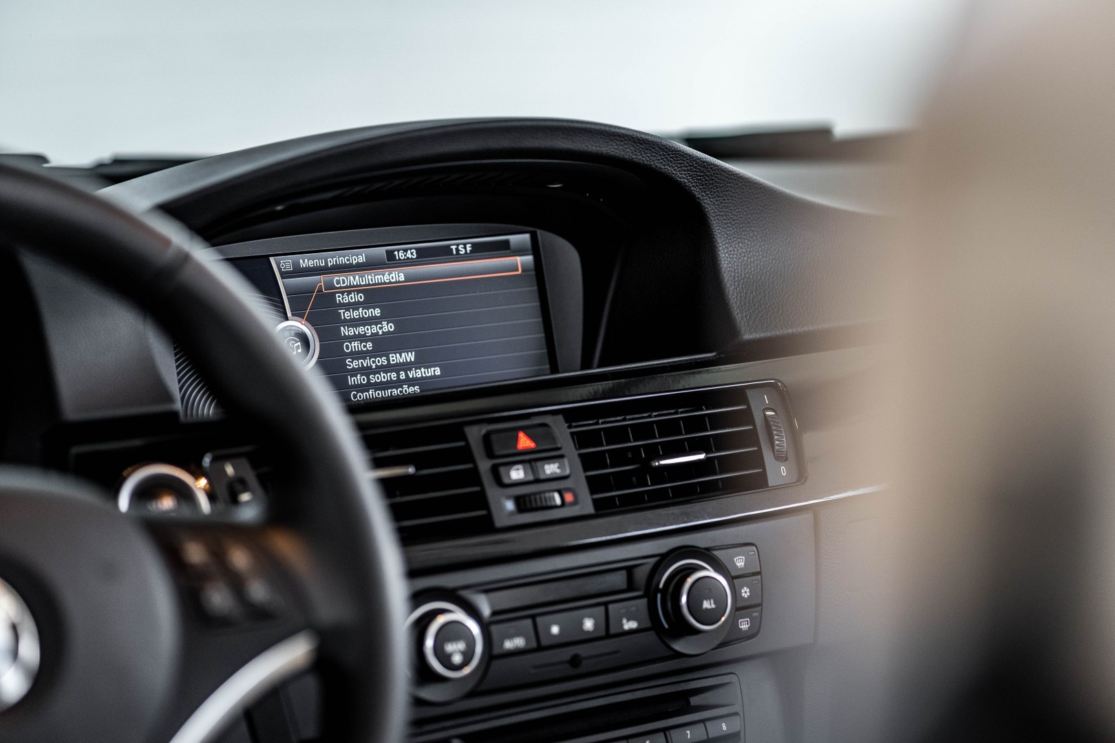 BMW 320 D 2010