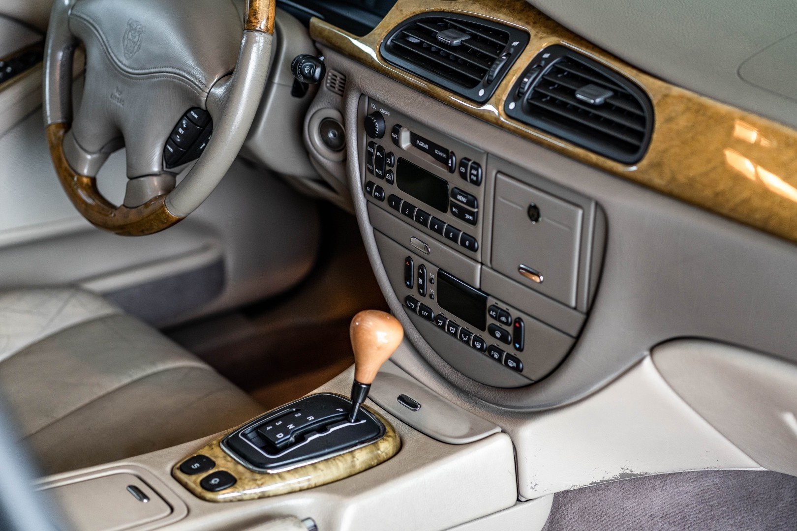 Jaguar S-Type 3.0 V6 Executive 1999