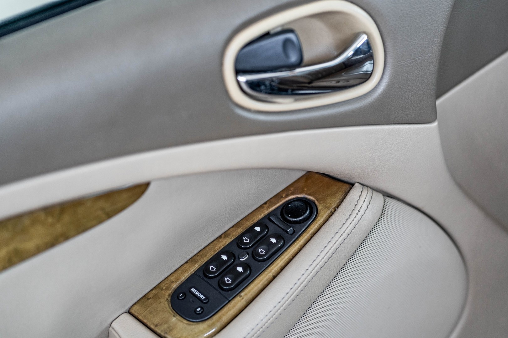 Jaguar S-Type 3.0 V6 Executive 1999