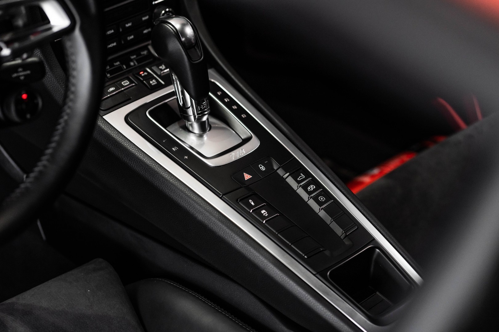 Porsche Cayman GTS 2018