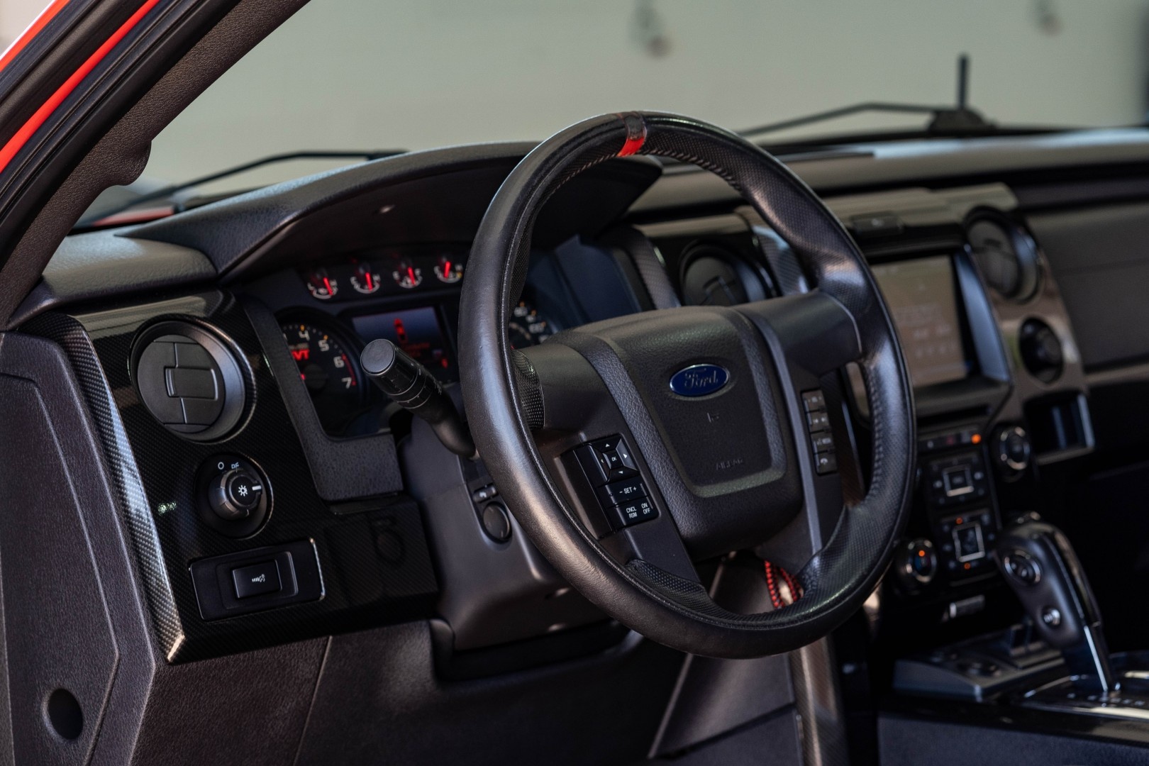 Ford F-150 SVT Raptor 2013