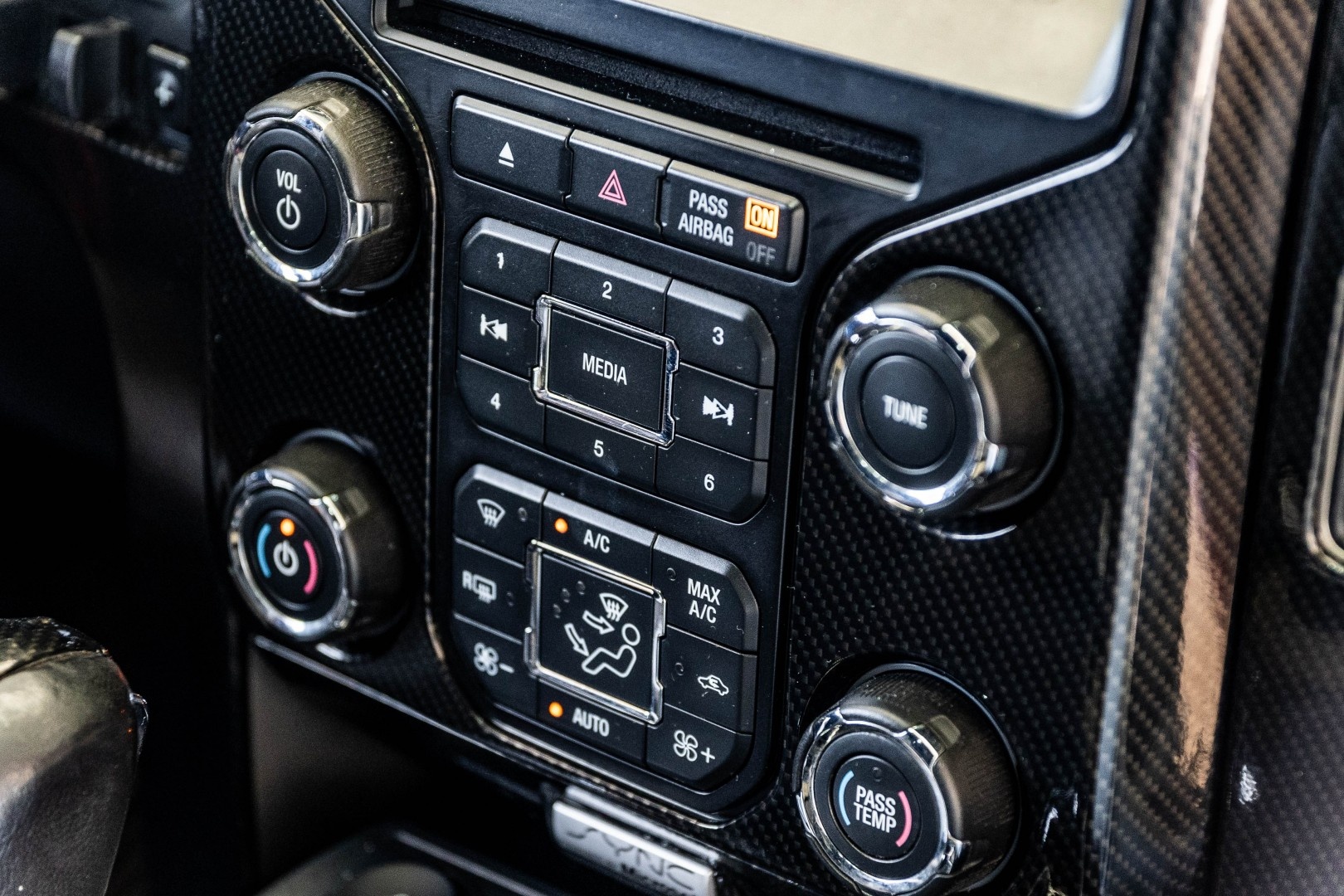 Ford F-150 SVT Raptor 2013