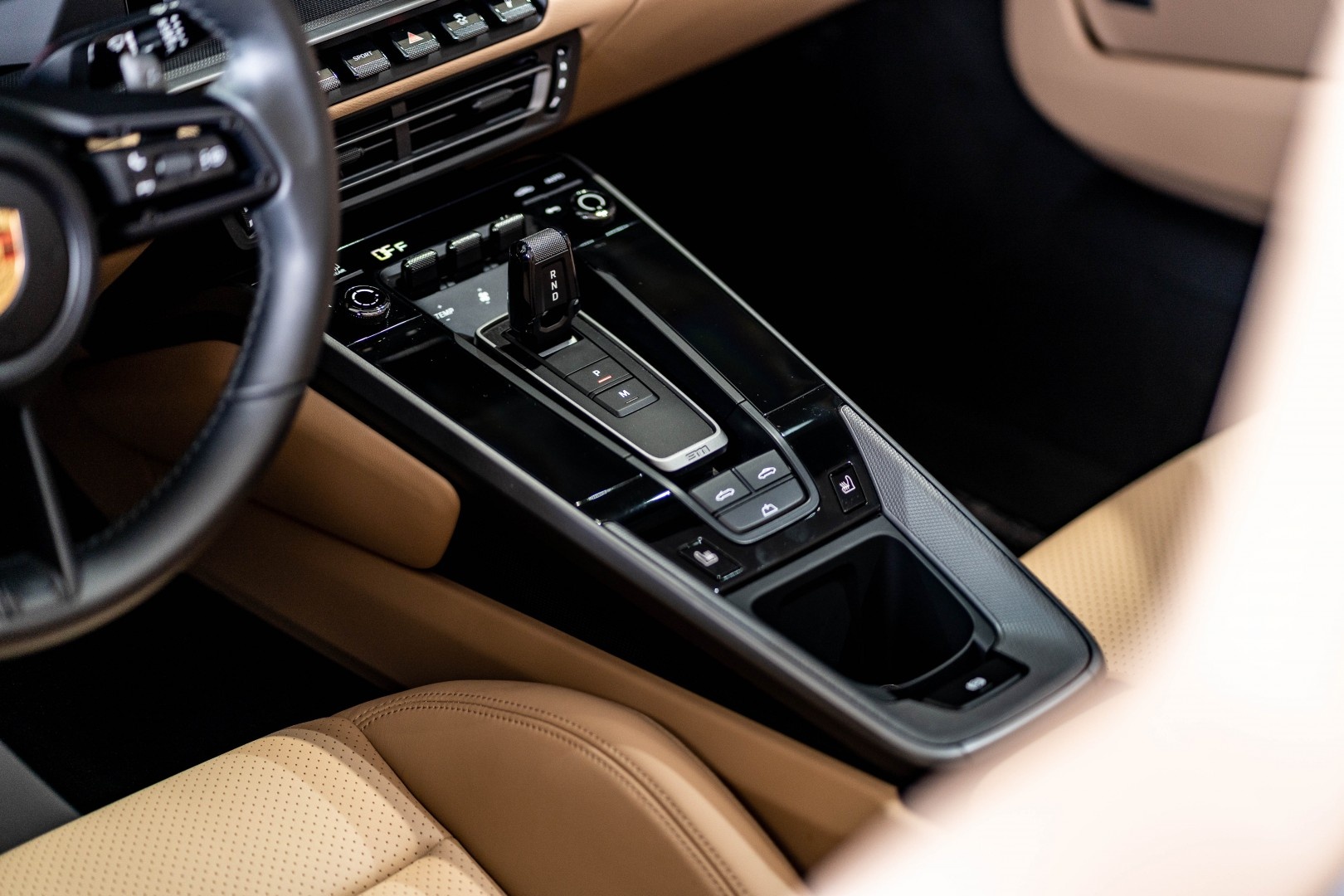 Porsche 911 992 Carrera 4 2021