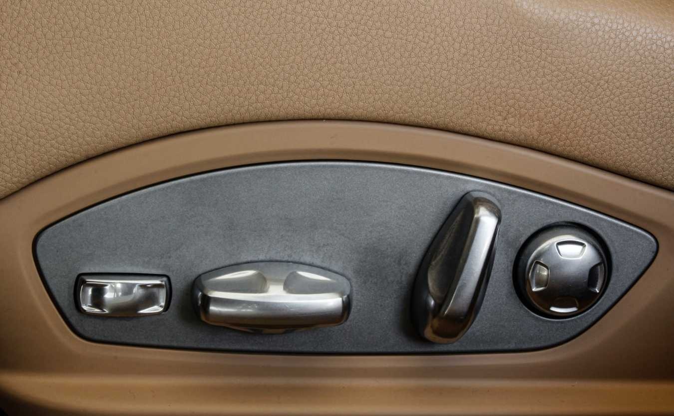Porsche Panamera Diesel 2012