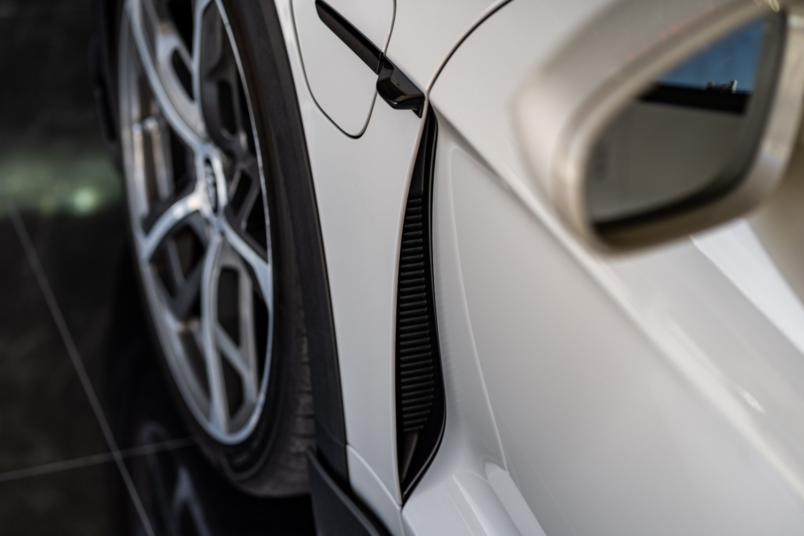 Porsche Taycan 4 Cross Turismo 2023