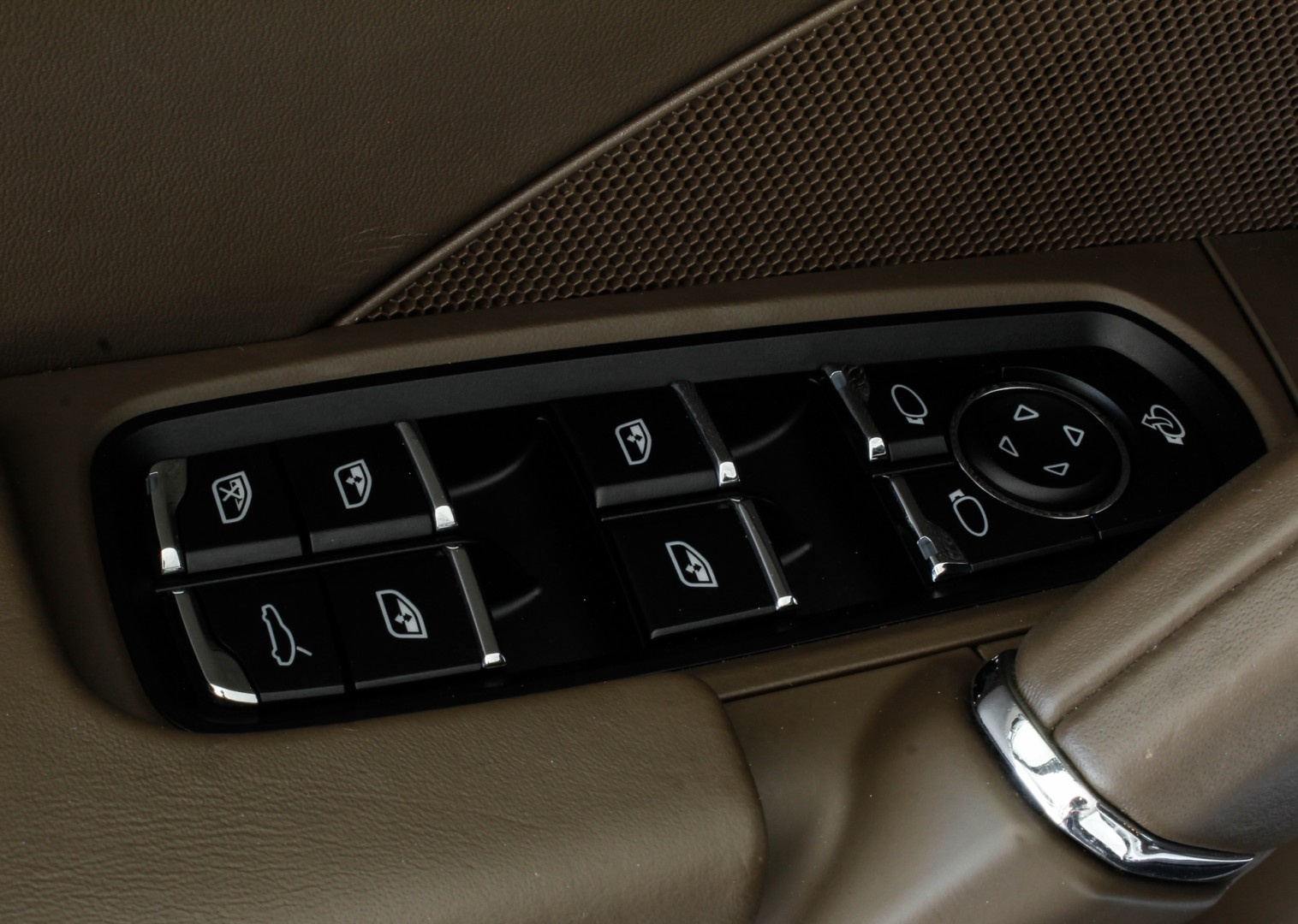 Porsche Cayenne II 2012