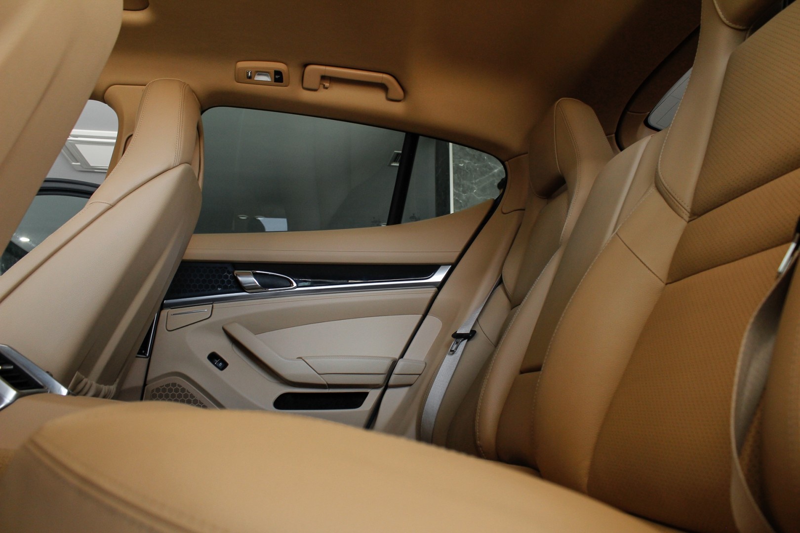 Porsche Panamera Diesel 2012