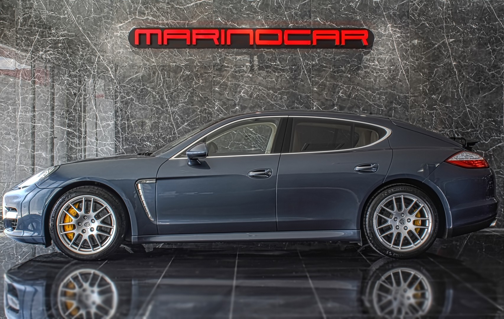 Porsche Panamera Turbo 2010