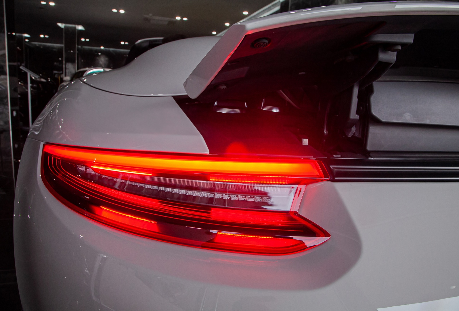 Porsche 911 991 Carrera GTS PDK 2018