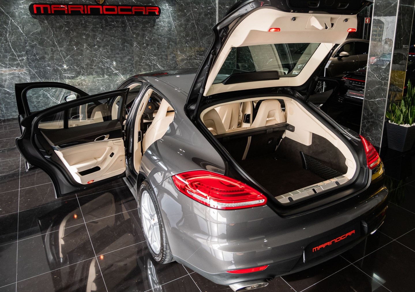 Porsche Panamera Diesel 2014