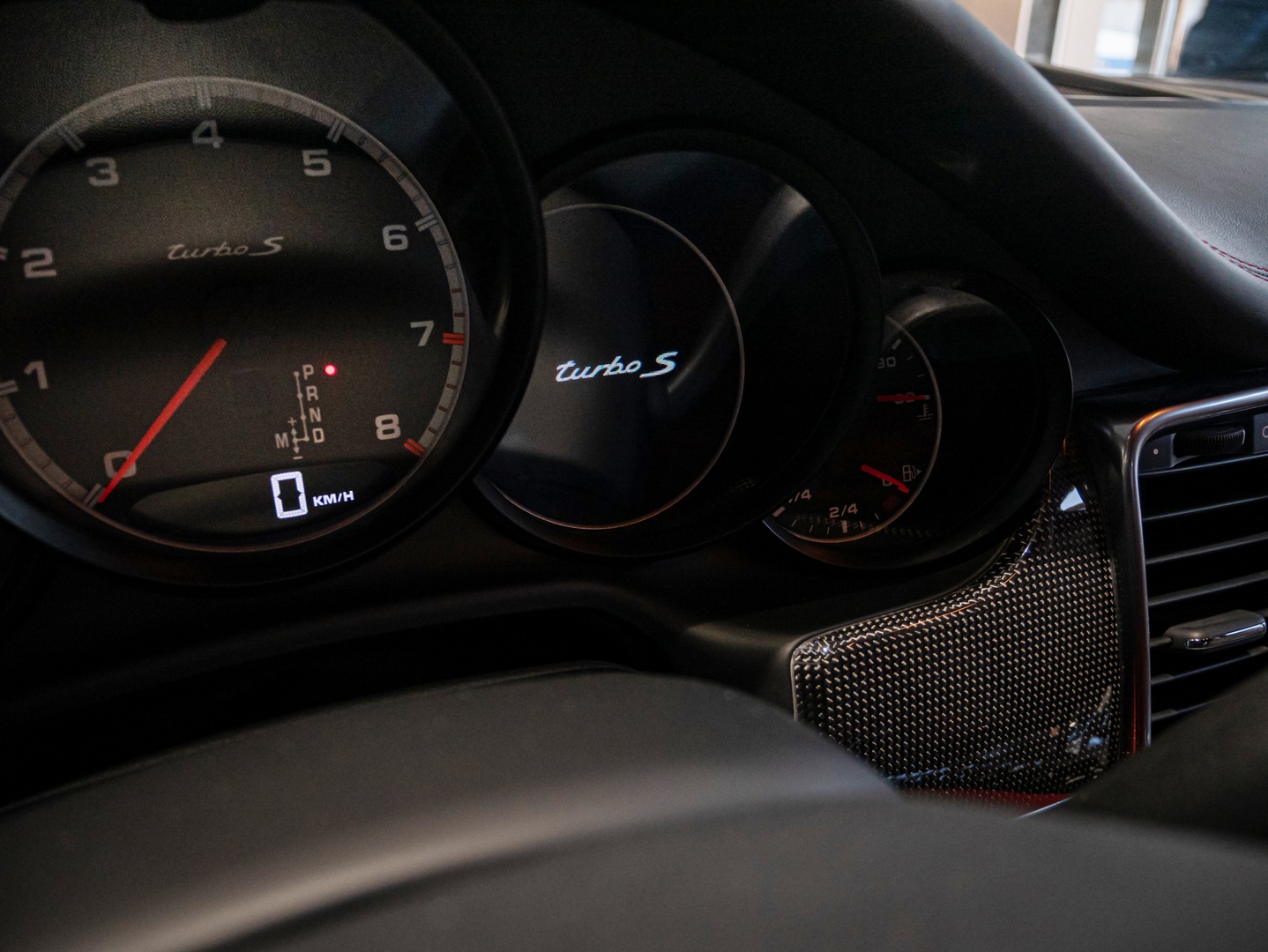 Porsche Panamera Turbo S 2014