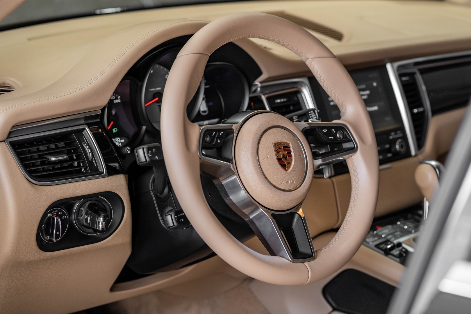 Porsche Macan S 2016