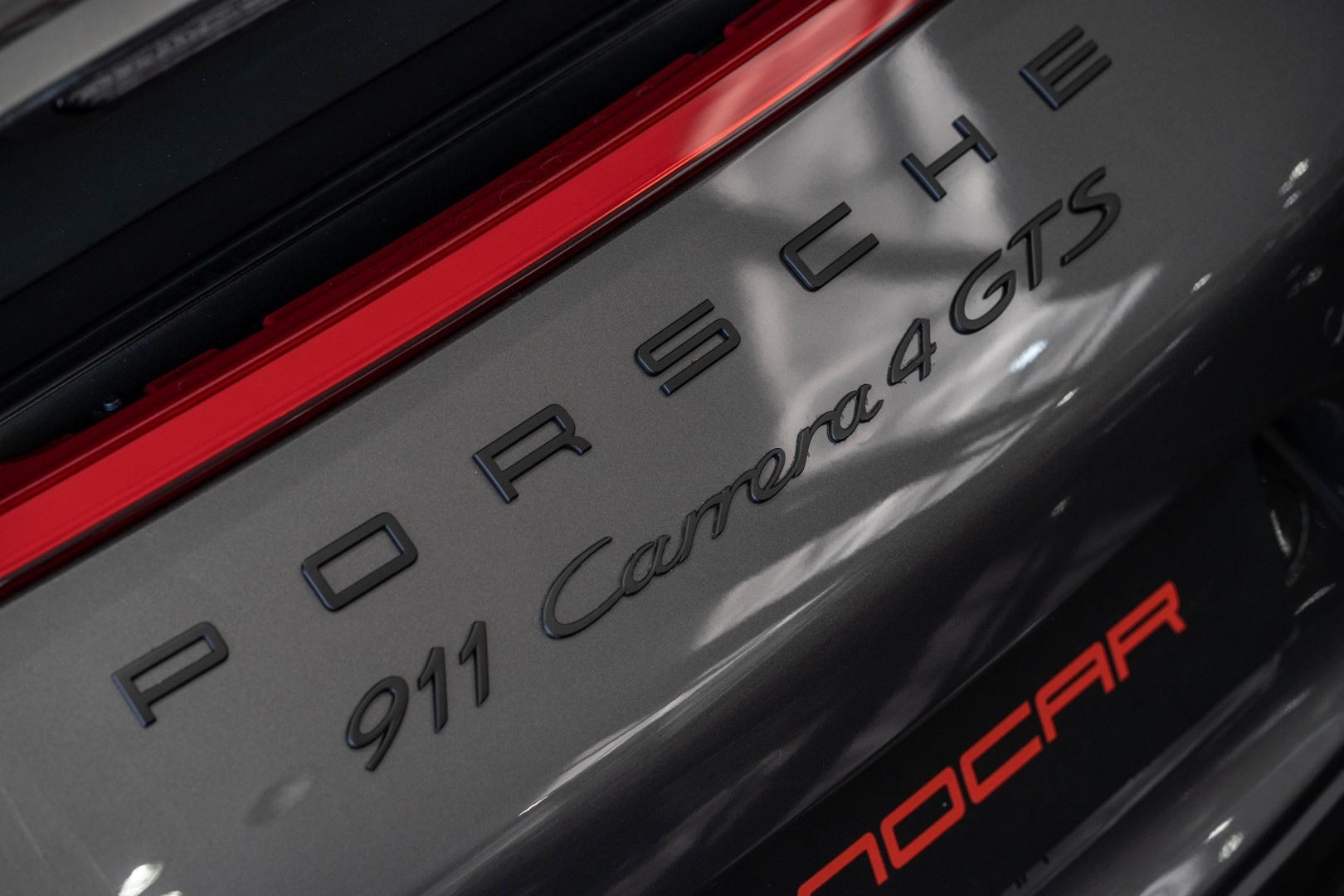 Porsche 911 991 Carrera 4 GTS 2017