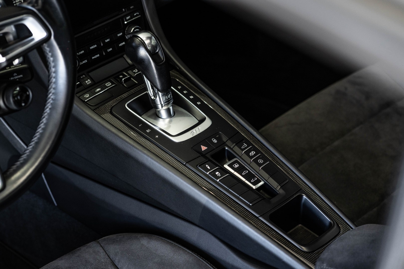 Porsche 911 991 Carrera 4 GTS 2017