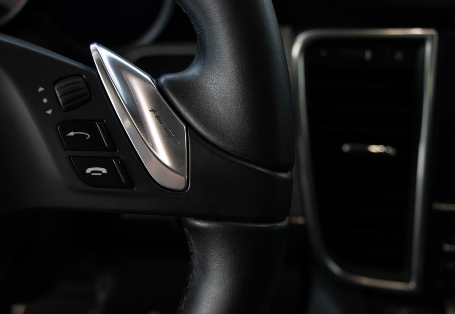 Porsche Panamera 4 S 2010