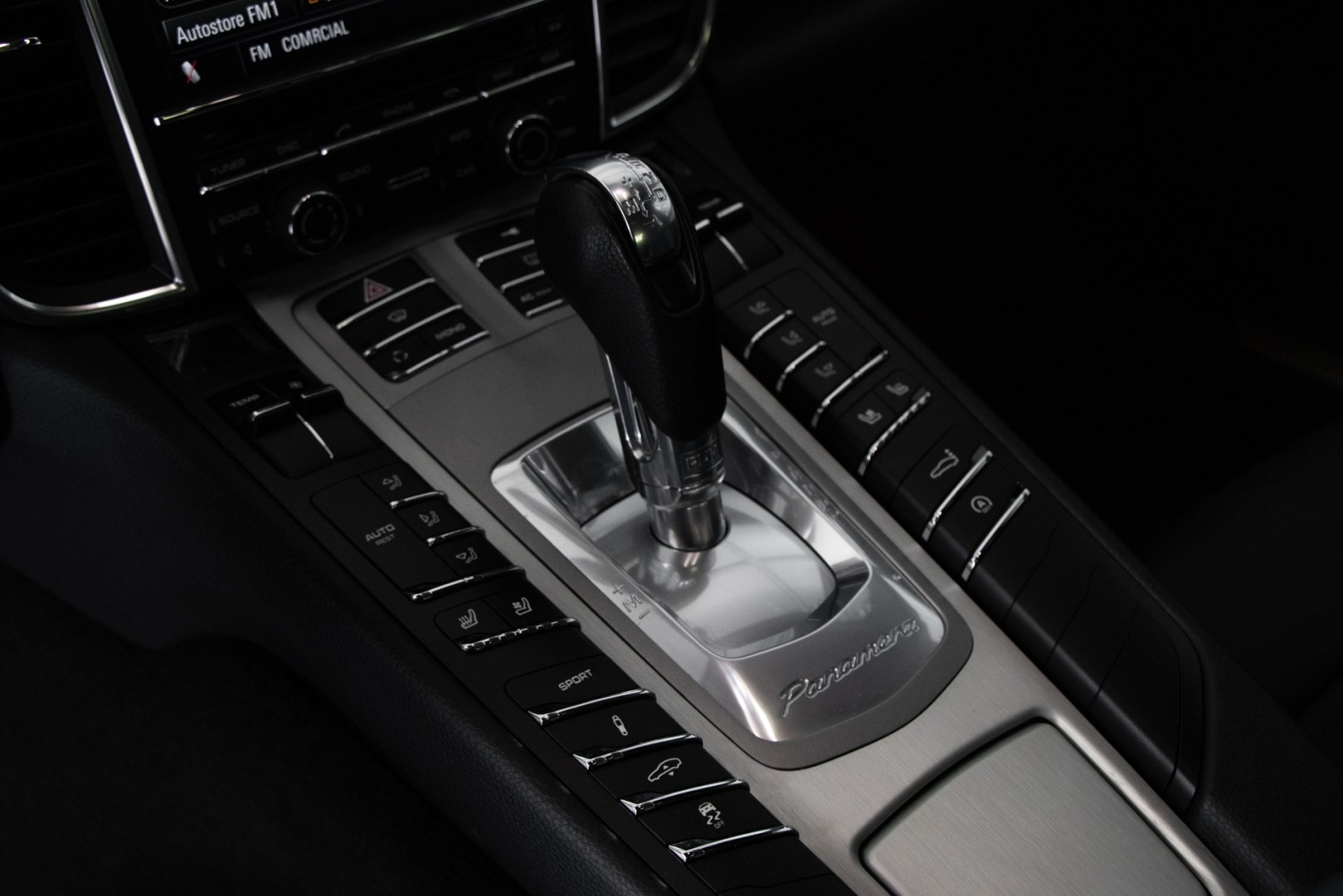 Porsche Panamera 4 S 2010