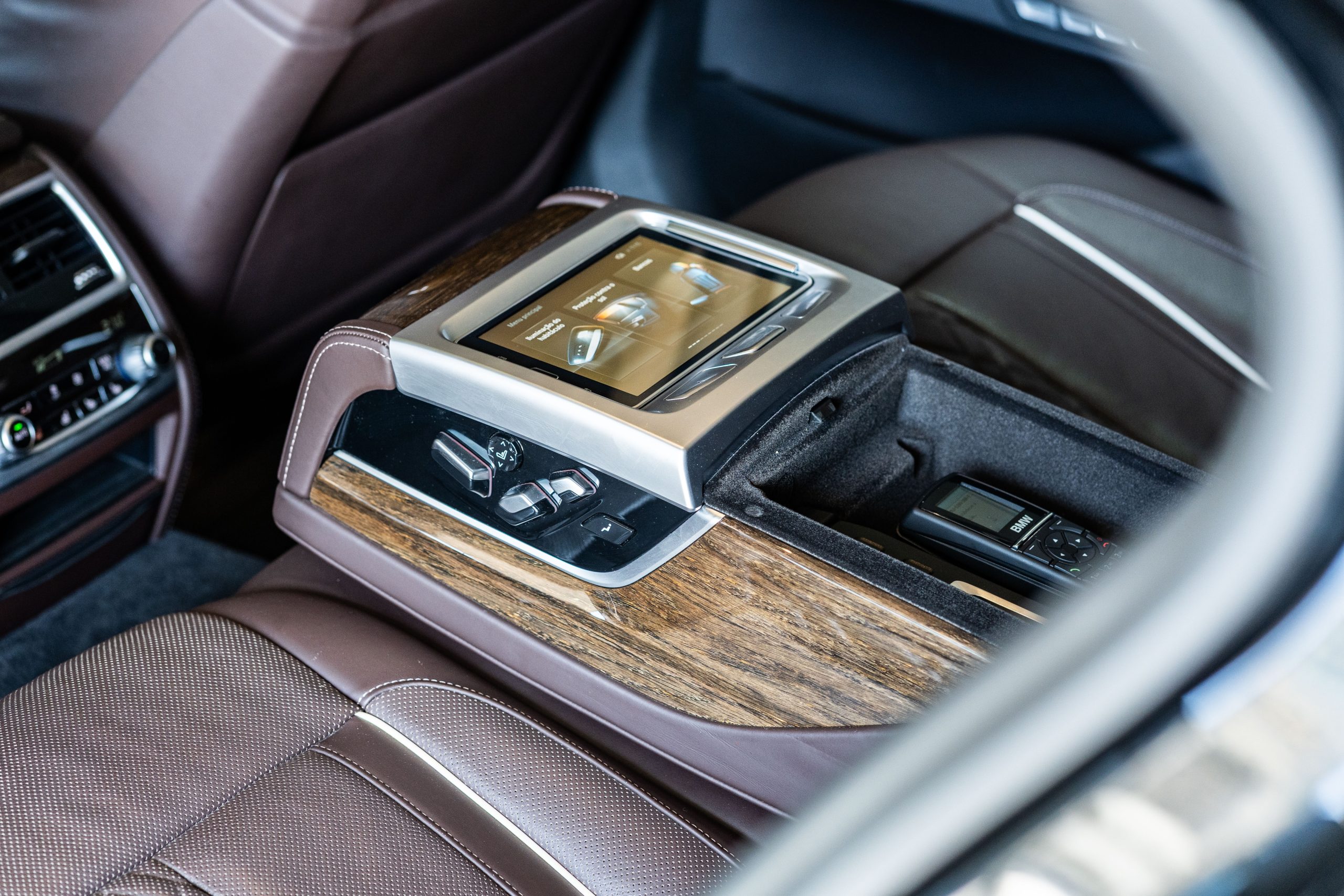 BMW 740e iPerformance