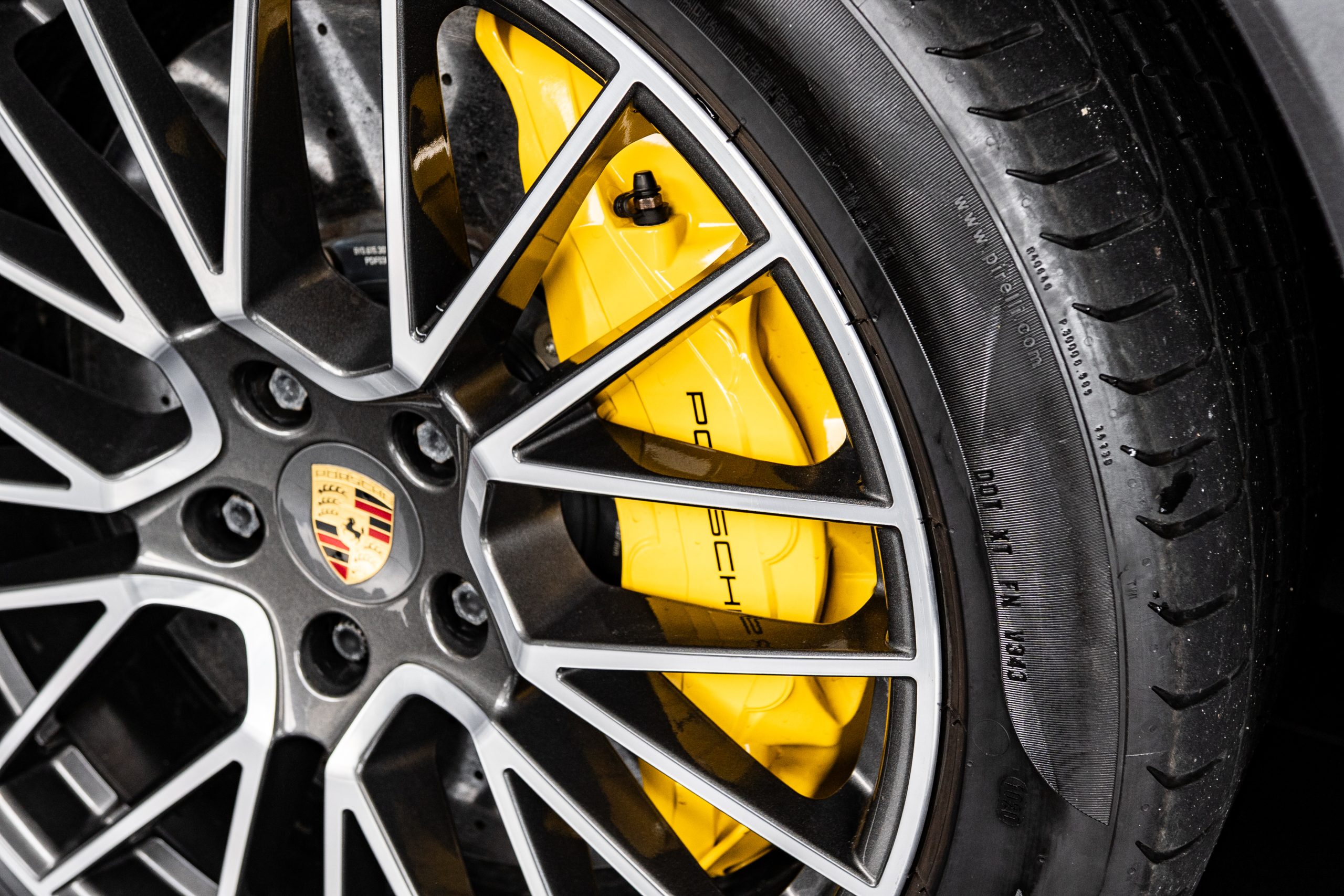 Porsche Cayenne Turbo S E-Hybrid