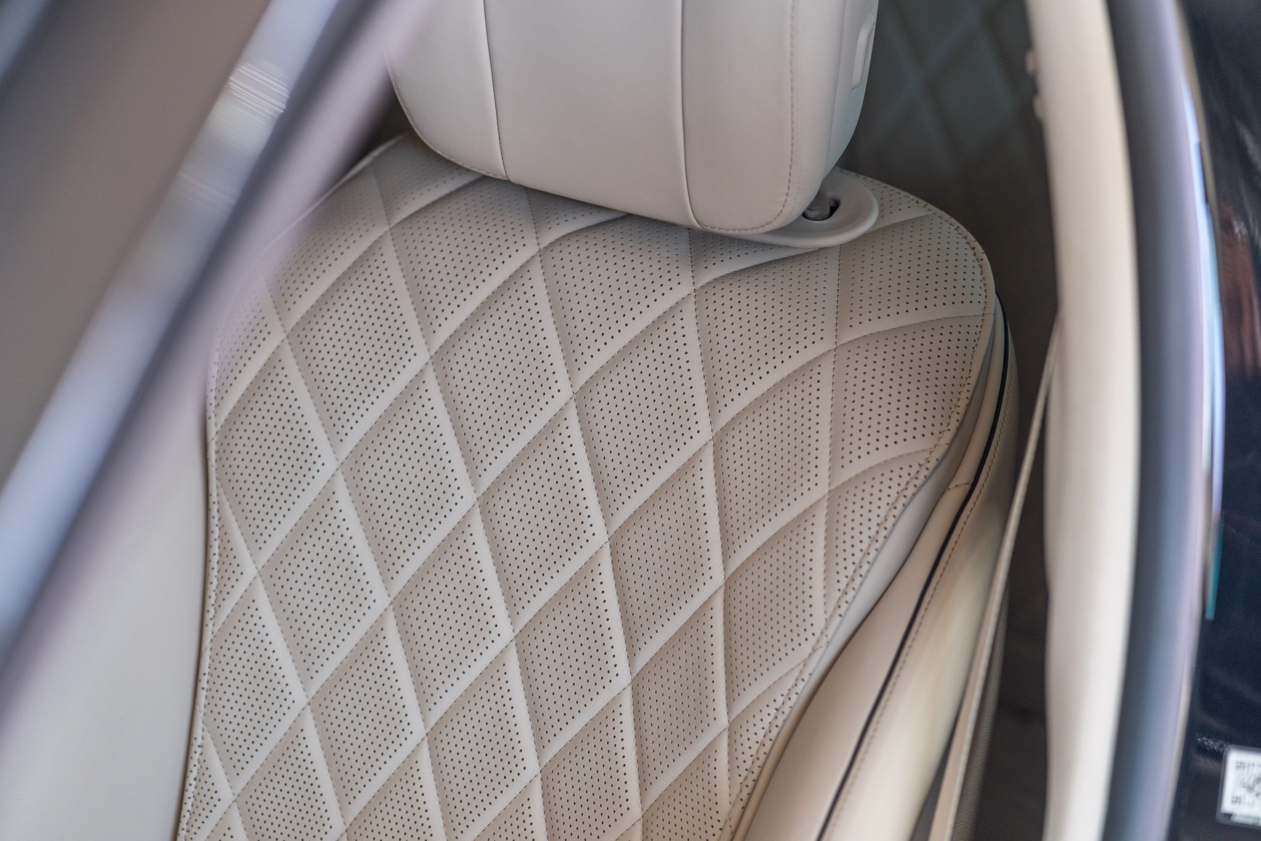 Mercedes-Benz S580e