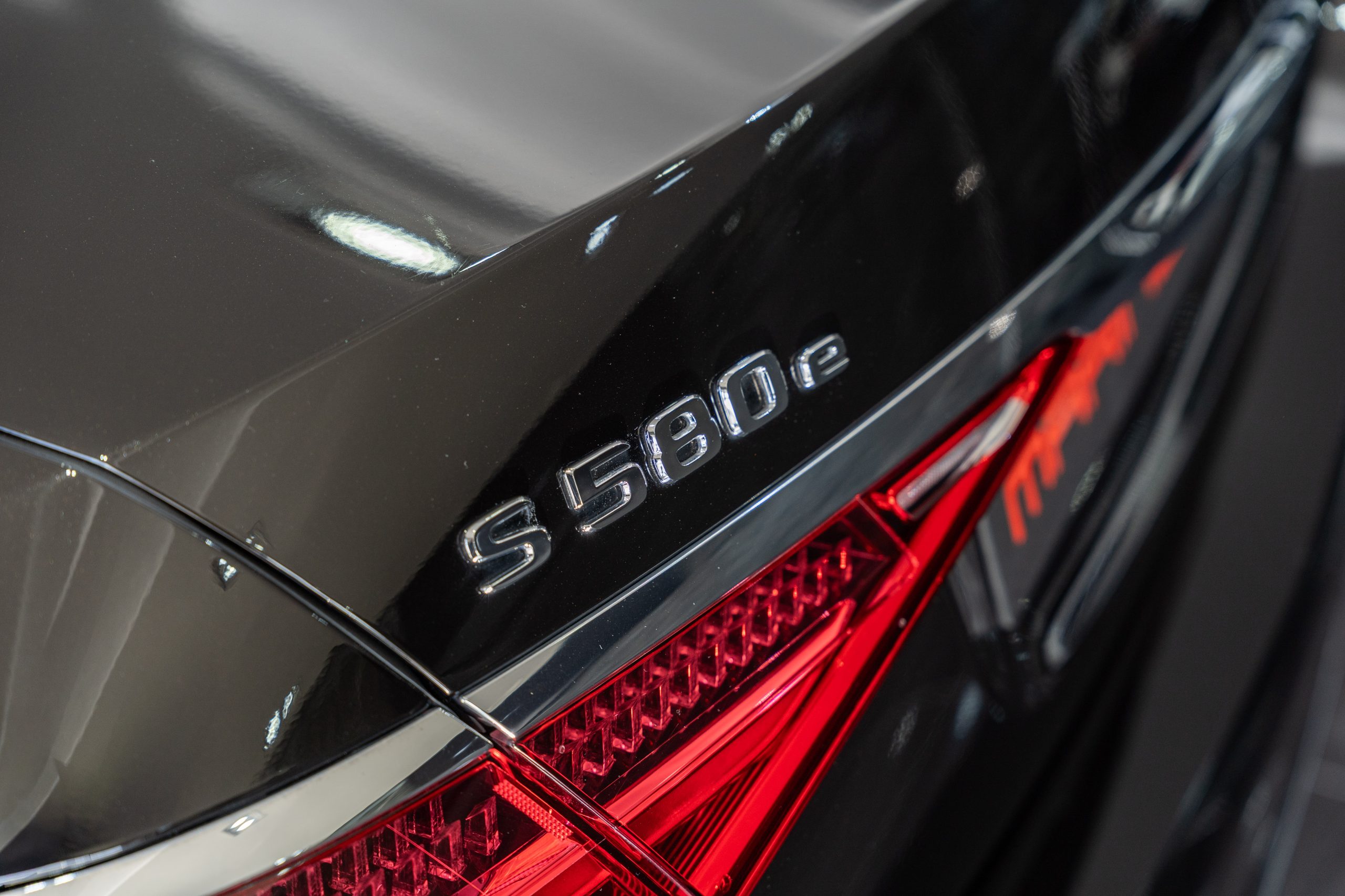 Mercedes-Benz S580e